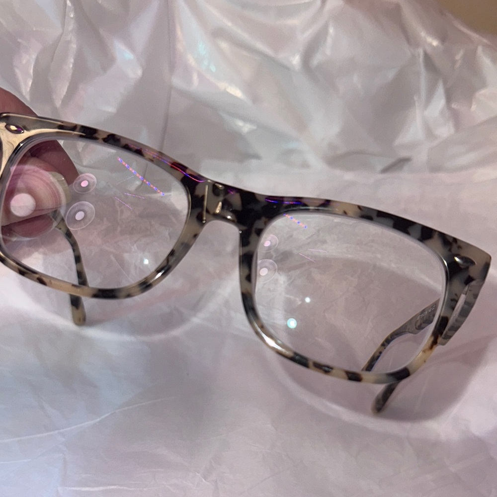 Tortoise Shell Eyeglass Frames - image 10